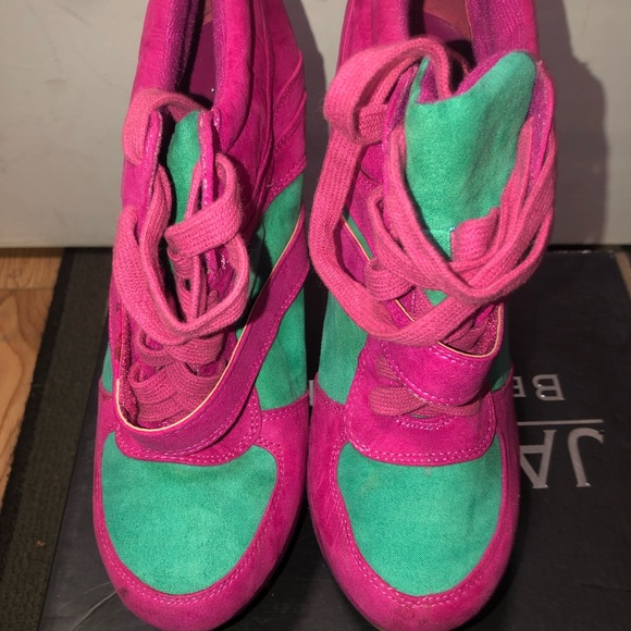 Rose pink suede sneaker heels - Picture 2 of 8
